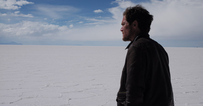  Matt Riley  (Michael Shannon) am Uyuni-Salzsee in Bolivien