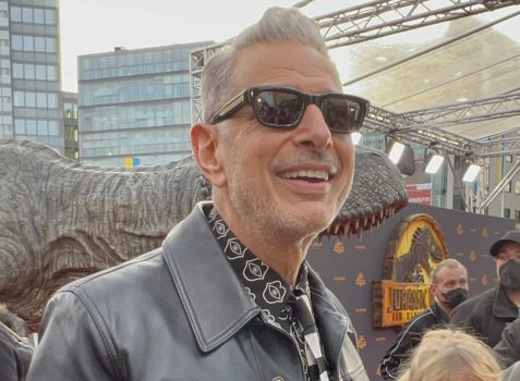 Jeff Goldblum auf dem roten Teppich der Deutschlandpremiere von Jurassic World 3 in Köln.