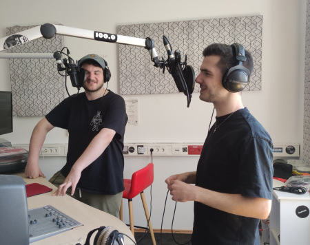David Staufenbiel und Max Latz am Mikro