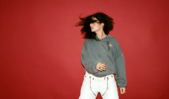 Die neuseeländische Musikerin Lorde steht mit Album Nummer 4 in den Startlöchern - und kehrt damit zu den Pop-Elementen ihrer früheren Alben zurück.