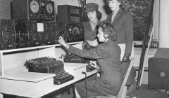  http://womenofwwii.com/tag/morse-code/